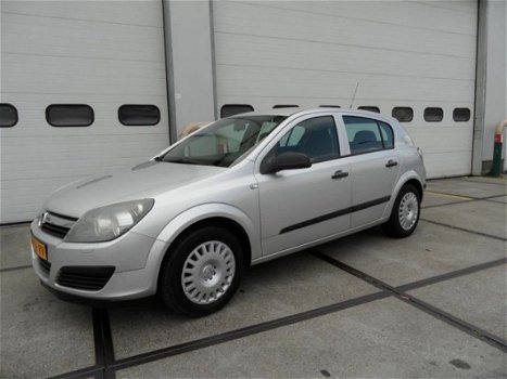 Opel Astra - 1.6 Business 5 Drs+Airco - 1