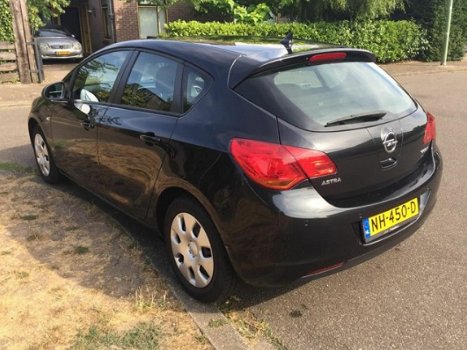 Opel Astra - 1.3 CDTi S/S Cosmo - 1