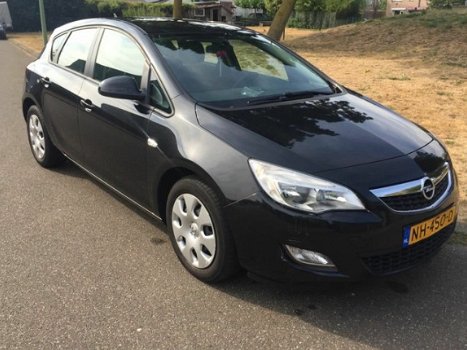 Opel Astra - 1.3 CDTi S/S Cosmo - 1