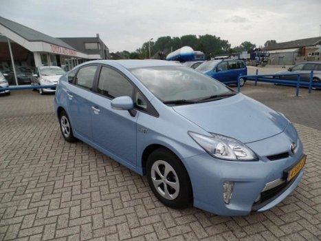 Toyota Prius - 1.8 Plug-in Aspiration Automaat, navi - 1