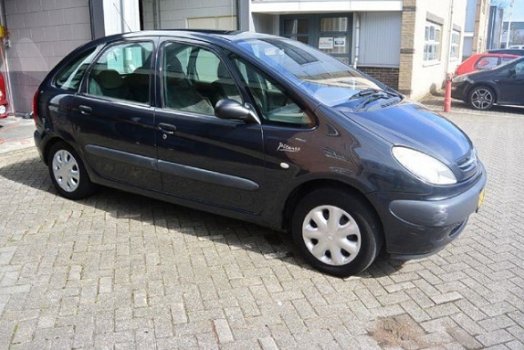 Citroën Xsara Picasso - 1.8i-16V Exclusive - 1