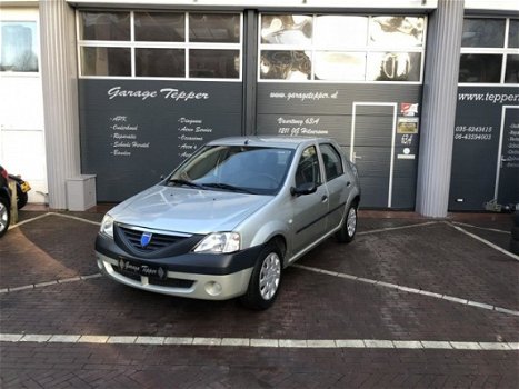 Dacia Logan - 1.4 Lauréate NW APK/DIS VV/SET WINTERBANDEN - 1