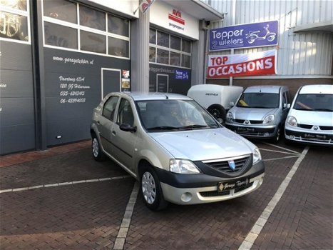 Dacia Logan - 1.4 Lauréate NW APK/DIS VV/SET WINTERBANDEN - 1