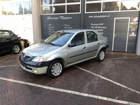 Dacia Logan - 1.4 Lauréate NW APK/DIS VV/SET WINTERBANDEN - 1