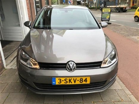 Volkswagen Golf - 1.6 TDI Highline BlueMotion CLIMA STOELVERW PARKASSIST 5DRS NW DISTRI RIEM - 1