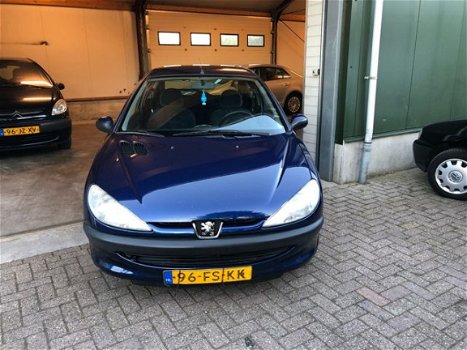 Peugeot 206 - 1.4 XT - 1