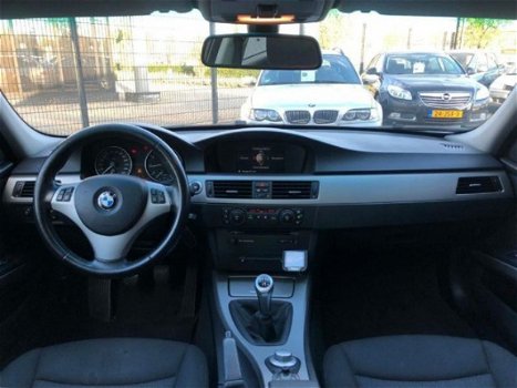 BMW 3-serie Touring - 320I Dynamic Executive - 1