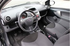 Toyota Aygo - 1.0-12V + /NAP/ELECTRISCHE RAMEN/