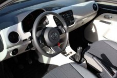 Volkswagen Up! - Up 1.0 Edition BlueMotion|3.DRS|PDC|STOELVERWARMING|