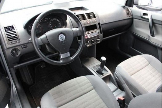 Volkswagen Polo - Polo 1.2-STOELVERW|AIRCO|LM VELGEN|PDC|Cruise Control - 1