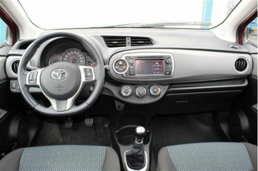 Toyota Yaris - Yaris 1.3 VVT-i ASPIRATION|AIRCO|CAMERA|BLUETHOOTH|NAVI| - 1