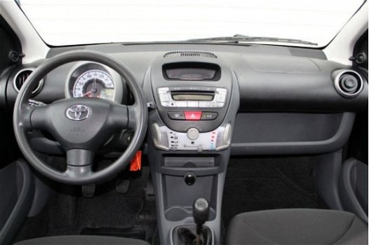Toyota Aygo - AYGO1.0-12V Access 5.DRS| NEW APK|AIRCO|NAP| - 1