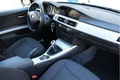 BMW 3-serie Touring - 3-serie 316i Business Line|PDC|Navi|Airco|NAP|TREKHAAK - 1 - Thumbnail