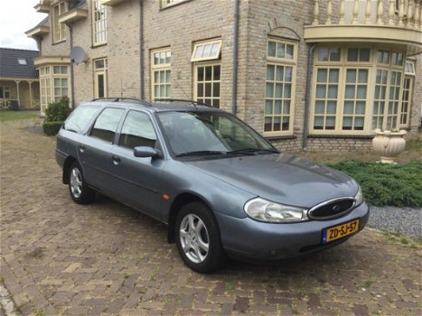 Ford Mondeo Wagon - 1.8-16V Business Edition Airco Nw banden nw apk eerste lak - 1