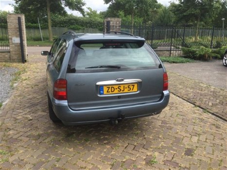 Ford Mondeo Wagon - 1.8-16V Business Edition Airco Nw banden nw apk eerste lak - 1