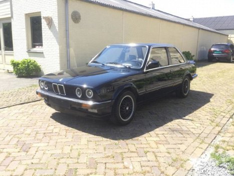 BMW 3-serie - 323i - 1