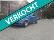 Opel Corsa - 1.2i-16V Sport Cool