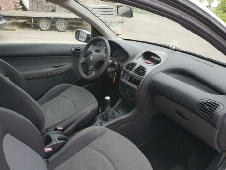 Peugeot 206 - 1.4 HDi One-line 2006 nieuwe APK - 1