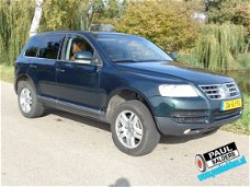 Volkswagen Touareg - 3.2 V6