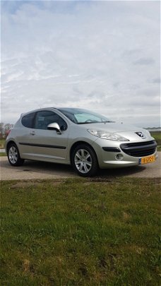 Peugeot 207 - 1.6 HDI Cool 'n Blue nu 1950 euro