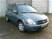 Kia Carnival - 2.9 CRDi VGT LX Z.g.o.h , Apk tm 19-01-2019 , 3 zits Mag 2000 kg trekken - 1 - Thumbnail