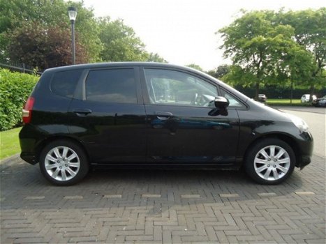 Honda Jazz - JAZZ 1.4 LS IN SHOWROOMSTAAT met ruime OPTIES - 1