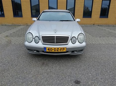 Mercedes-Benz CLK-klasse Coupé - (APK 8-19) 230 K. Avantgarde - 1