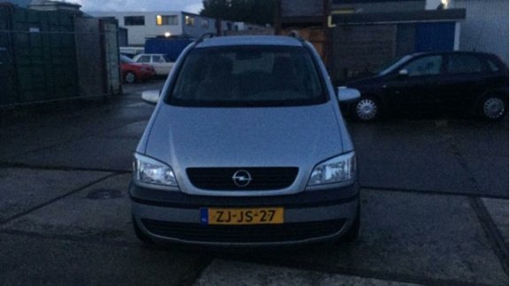 Opel Zafira - 1.6-16V Comfort - 1