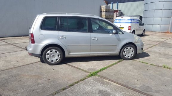 Volkswagen Touran - 1.4 TSI Trendline Business MOTOR PROBLEM - 1