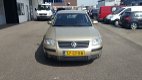 Volkswagen Passat - 2.0 Trendline - 1 - Thumbnail