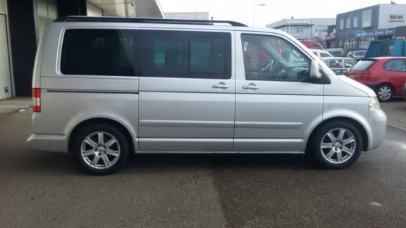 Volkswagen Transporter Multivan - 2.5 TDI Highline - 1