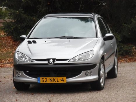 Peugeot 206 - 1.6-16V XS Open dak/Leer/Sport/Nieuwe Apk - 1