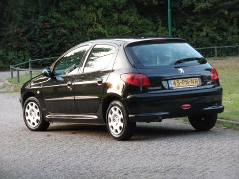 Peugeot 206 - 1.4 Pop' Art 1e Eigenaar/5DRS/Apk/Airco/Nap - 1