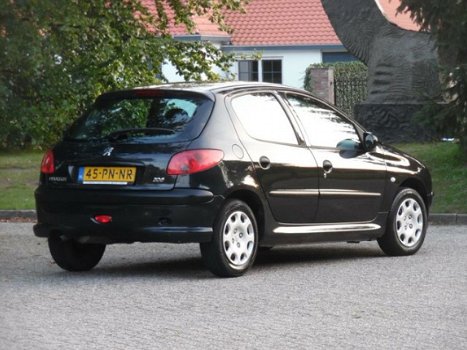 Peugeot 206 - 1.4 Pop' Art 1e Eigenaar/5DRS/Apk/Airco/Nap - 1