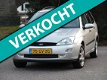 Ford Focus Wagon - 1.6-16V Ambiente Nieuwe Apk/Airco/Nap - 1 - Thumbnail