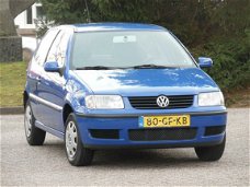 Volkswagen Polo - 1.4 Trendline 1e Eigenaar/Stuurbekrachtiging/NAP/Apk