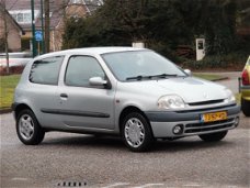 Renault Clio - 1.4-16V Si Stuurbekrachtiging/ Met Apk