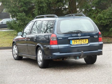 Opel Vectra Wagon - 1.6-16V Sport Edition II 1e Eigenaar/Airco/Exenon/Nieuwe APK/Rijd super goed - 1