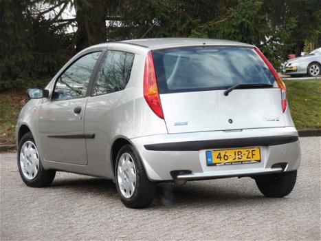 Fiat Punto - 1.2 2e eigenaar// Apk/NAP//Rijd als nieuw - 1