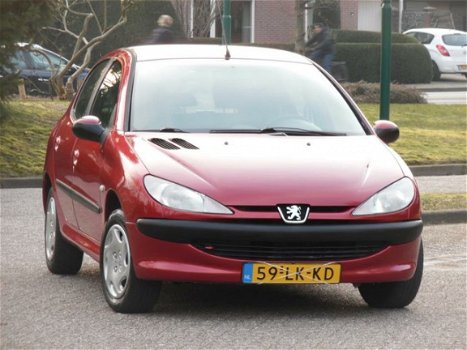 Peugeot 206 - 1.4 X-line 5DRS/Nieuwe Apk/Nap - 1