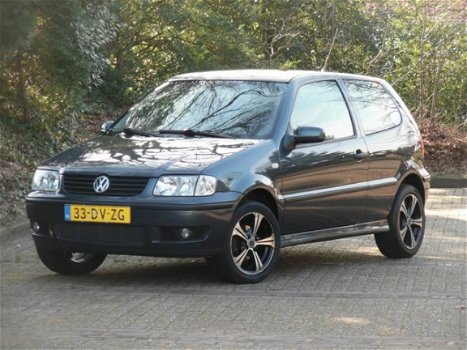 Volkswagen Polo - 1.4-16V Trendline Stuurbekrachtiging/Nieuwe Apk/Nap - 1