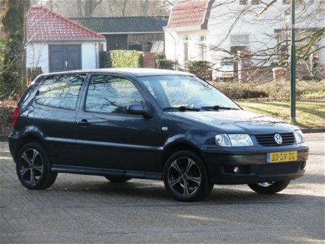 Volkswagen Polo - 1.4-16V Trendline Stuurbekrachtiging/Nieuwe Apk/Nap - 1