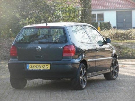 Volkswagen Polo - 1.4-16V Trendline Stuurbekrachtiging/Nieuwe Apk/Nap - 1