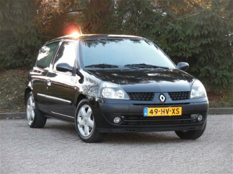 Renault Clio - 1.6-16V Privilège 2e eigenaar/Nieuwe APK/NAP/Airco - 1