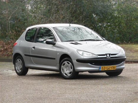 Peugeot 206 - 1.4 XT 2e eigenaar/Nap/Apk 96 59 km - 1