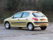 Peugeot 206 - 1.4 XT 5DRS/Nieuwe Apk/Nap - 1 - Thumbnail