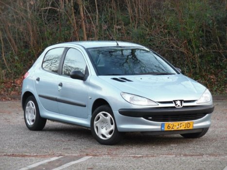 Peugeot 206 - 1.4 XR 5DRS/NAP/APK/Nette Auto - 1