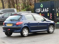 Peugeot 206 - 1.4 XR 5 DRS Nieuwe Apk/Heel Nette Auto/Nap