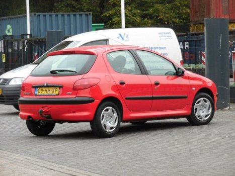 Peugeot 206 - 1.4 5DRS/Nieuwe Apk - 1