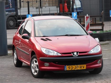 Peugeot 206 - 1.4 XS Nieuwe Apk/NAP/Heel Nette auto - 1